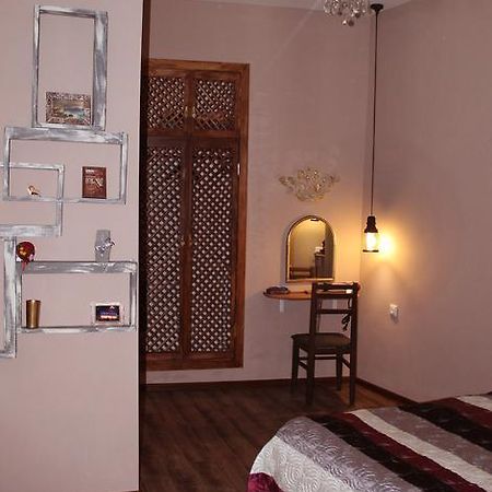 Old Castle Apartment Tbilisi Exterior photo